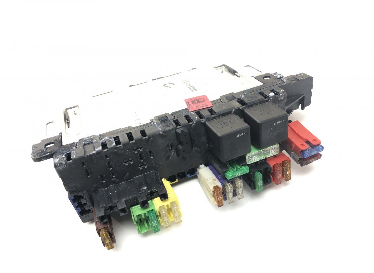 05045139 05045135 05045131 Fuse box MERCEDES-BENZ SL-CLASS (R230) (2001-2012)