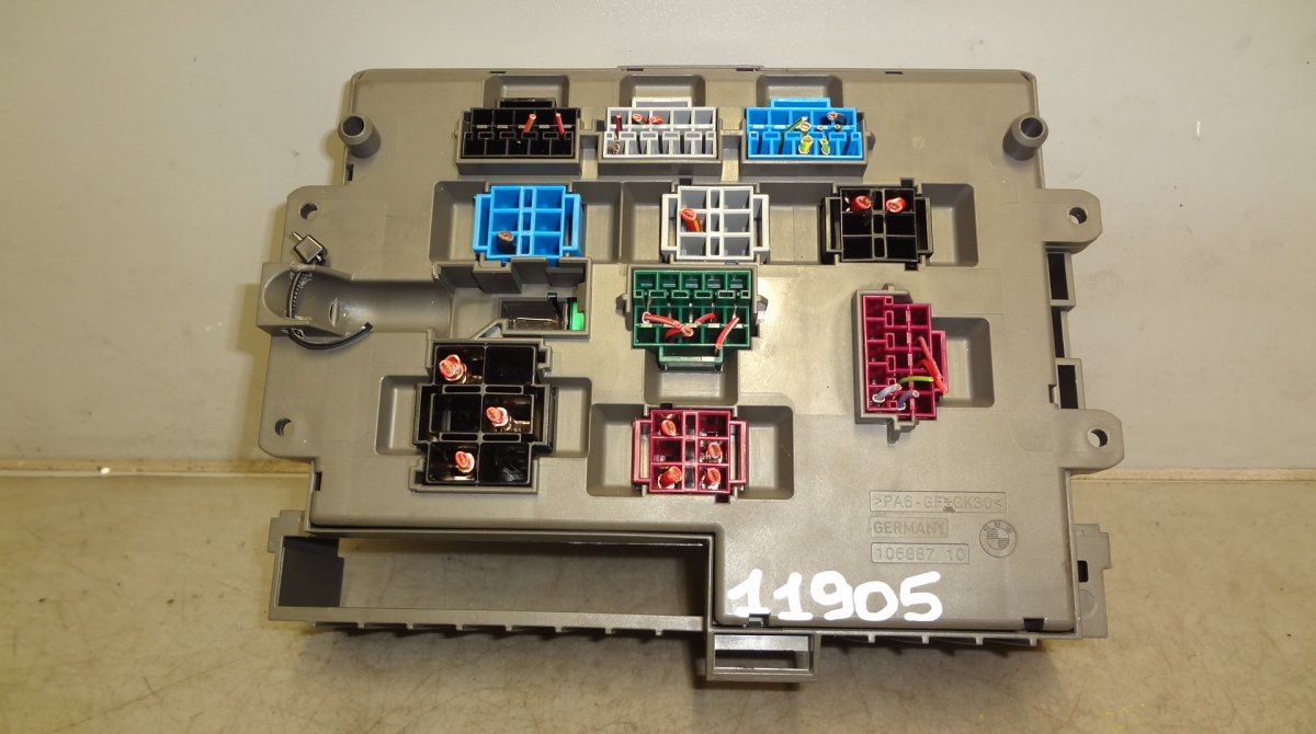 Fuse box BMW 1 (E81, E82, E87, E88) (2003-2013)