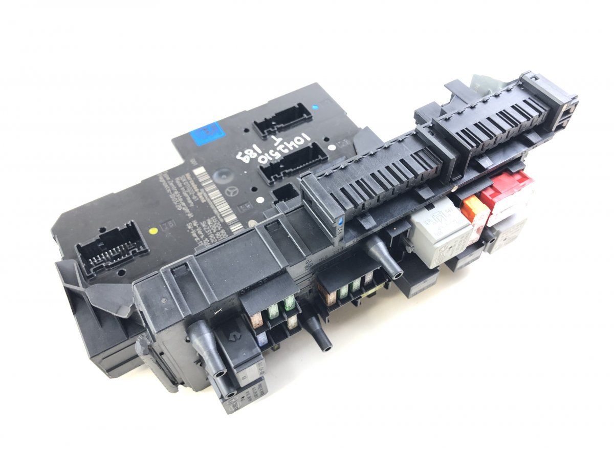 A2049004203 Fuse box MERCEDES-BENZ GLK-CLASS (X204) (2008-2015)