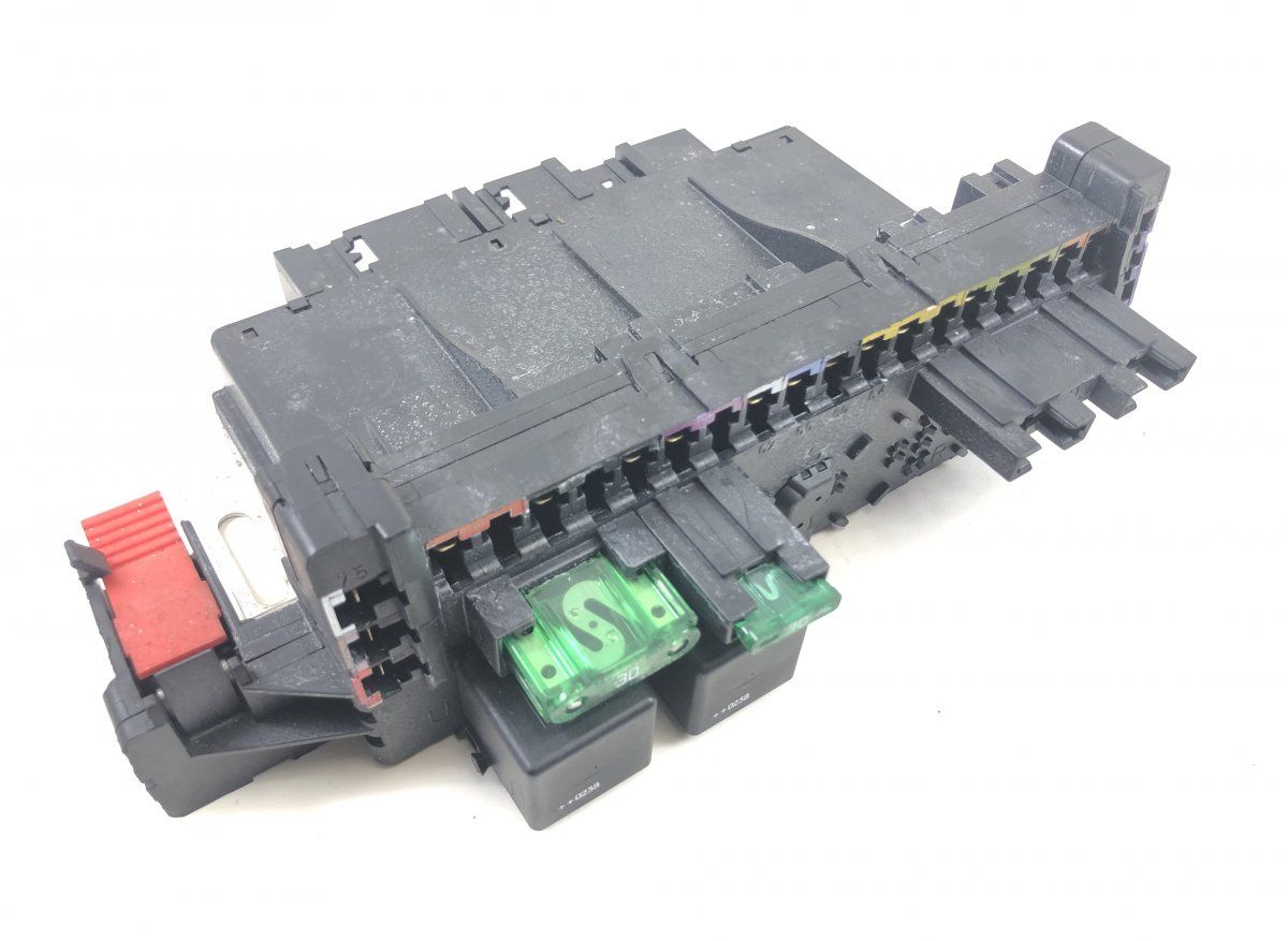 05045139 05045135 05045131 Fuse box MERCEDES-BENZ SL-CLASS (R230) (2001-2012)
