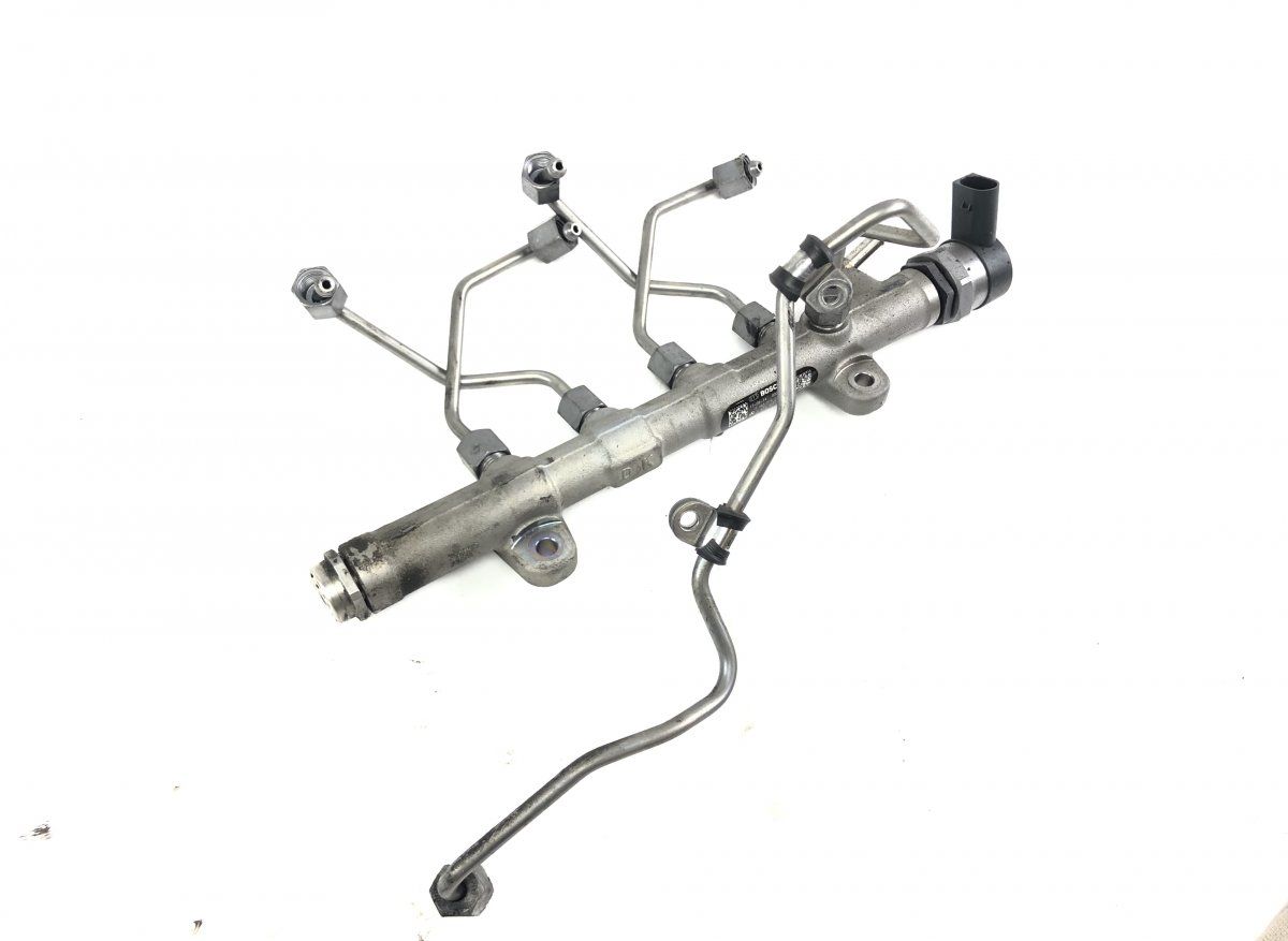 0445214275 0281006265 Fuel Distributor / fuel rail MERCEDES-BENZ GLE (W166) (2015-2019)