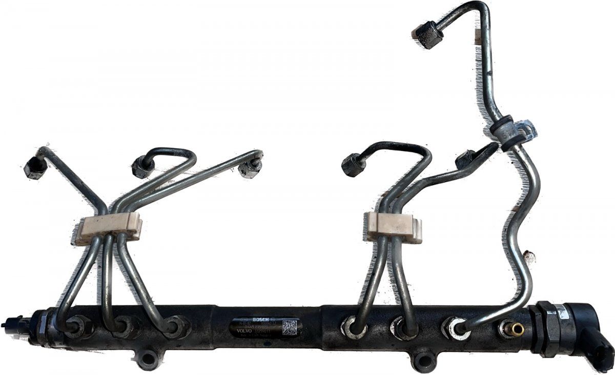 Fuel Distributor / fuel rail VOLVO XC90 I (2002-2014)