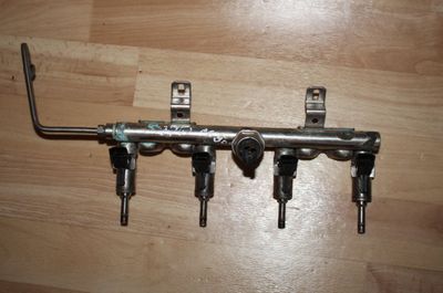 Rozdzielacz paliwa / listwa paliwowa PEUGEOT 508 I (W23) (2010-2018)