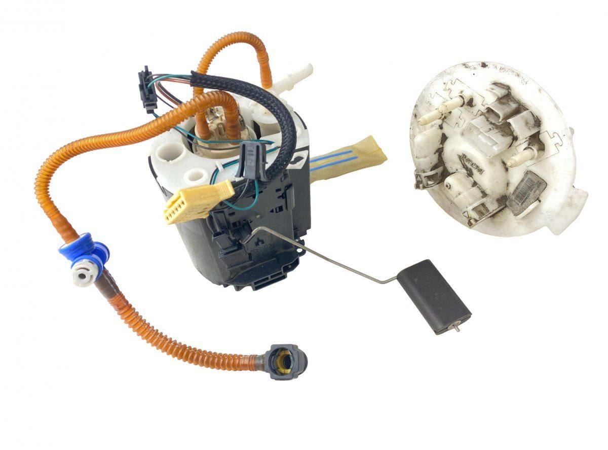 C2D25079 Fuel delivery pump JAGUAR XJ (X351) (2009-2019)