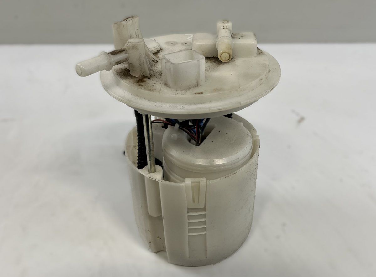 42021SG000 Fuel delivery pump SUBARU FORESTER (SJ) (2013-2018)