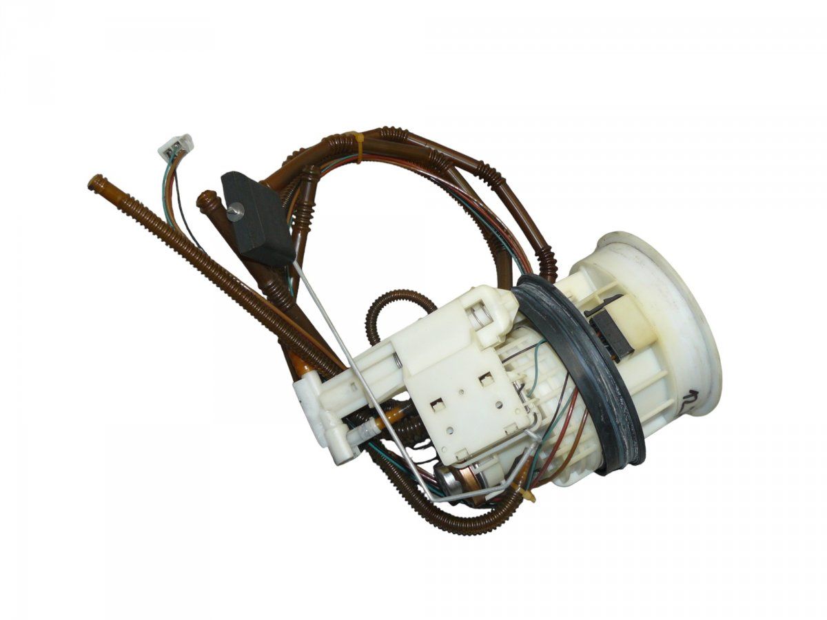 Fuel delivery pump MERCEDES-BENZ CLS (C219) (2004-2010)