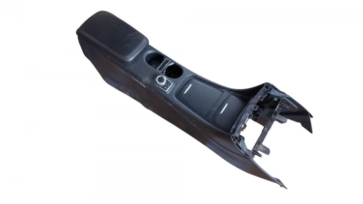 center Console MERCEDES-BENZ CLA (C117, X117) (2013-2019)