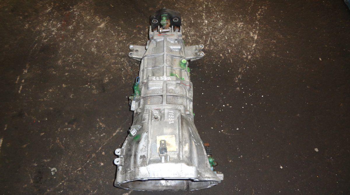 3303053160 Gearbox LEXUS IS II (XE20) (2005-2013)
