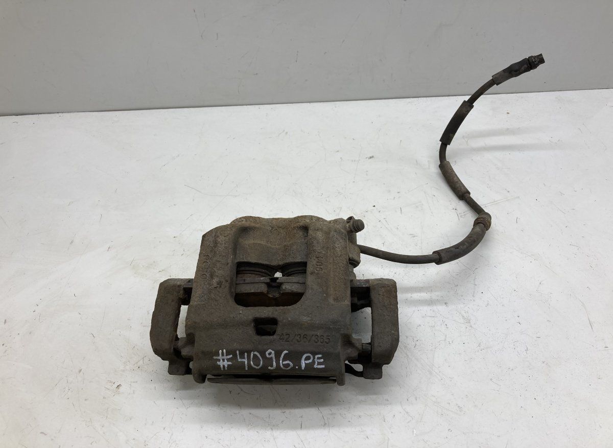 34116776786 6776786 Brake caliper Front  right BMW X5 (E70) (2007-2013)