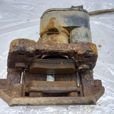 36001375 8603729 Brake caliper rear left VOLVO XC60 I (2008-2017)