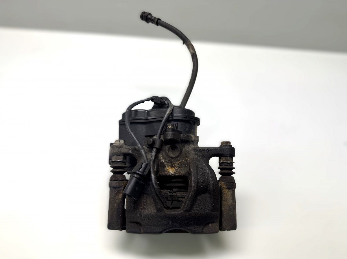 8W0615426 Brake caliper rear  right AUDI A4 (8W, B9) (2015-)