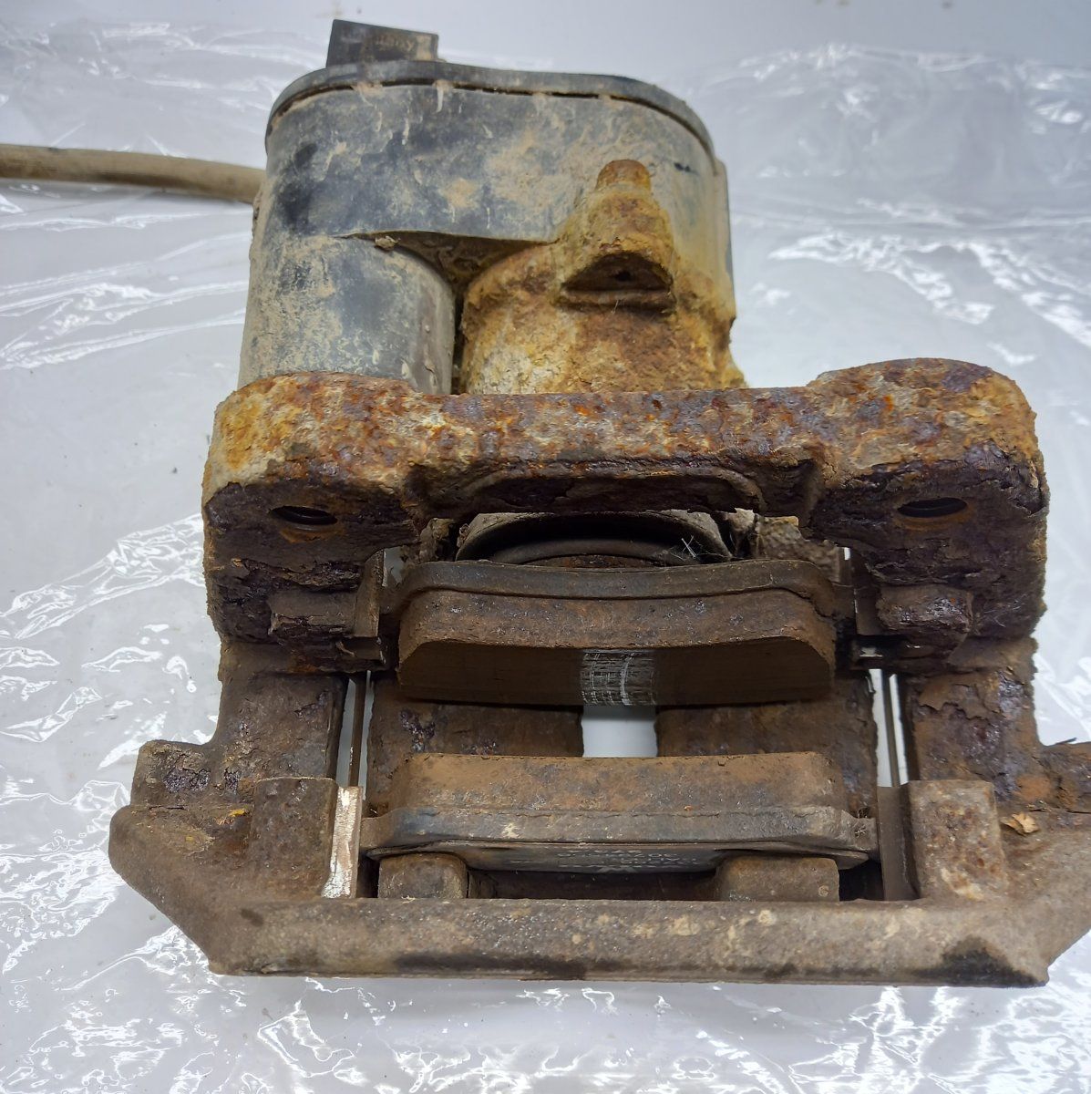 36001377 8603729 Brake caliper rear  right VOLVO XC60 I (2008-2017)