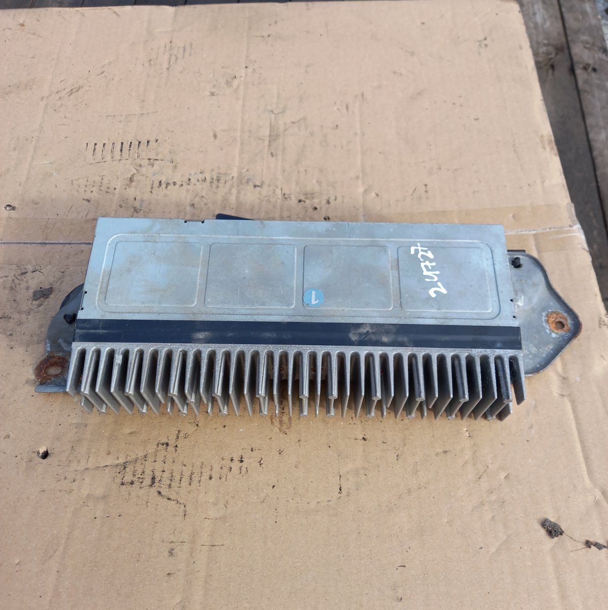 8628053110 Audio amplifier LEXUS IS II (XE20) (2005-2013)