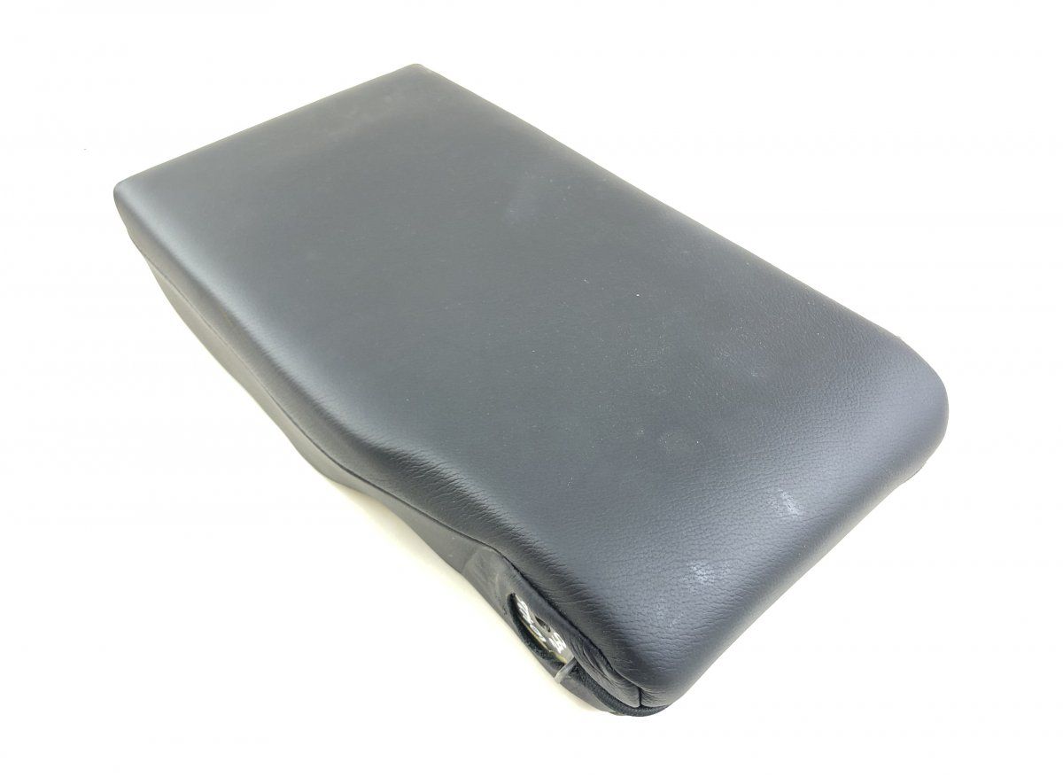 7283042120 Armrest rear TOYOTA RAV 4 IV (XA40) (2012-2019)