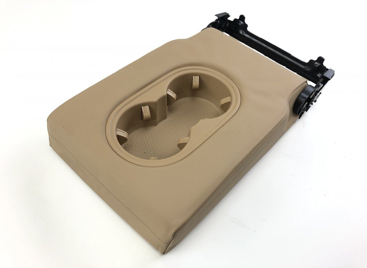 95852208110 Armrest rear PORSCHE CAYENNE II (2010-2017)