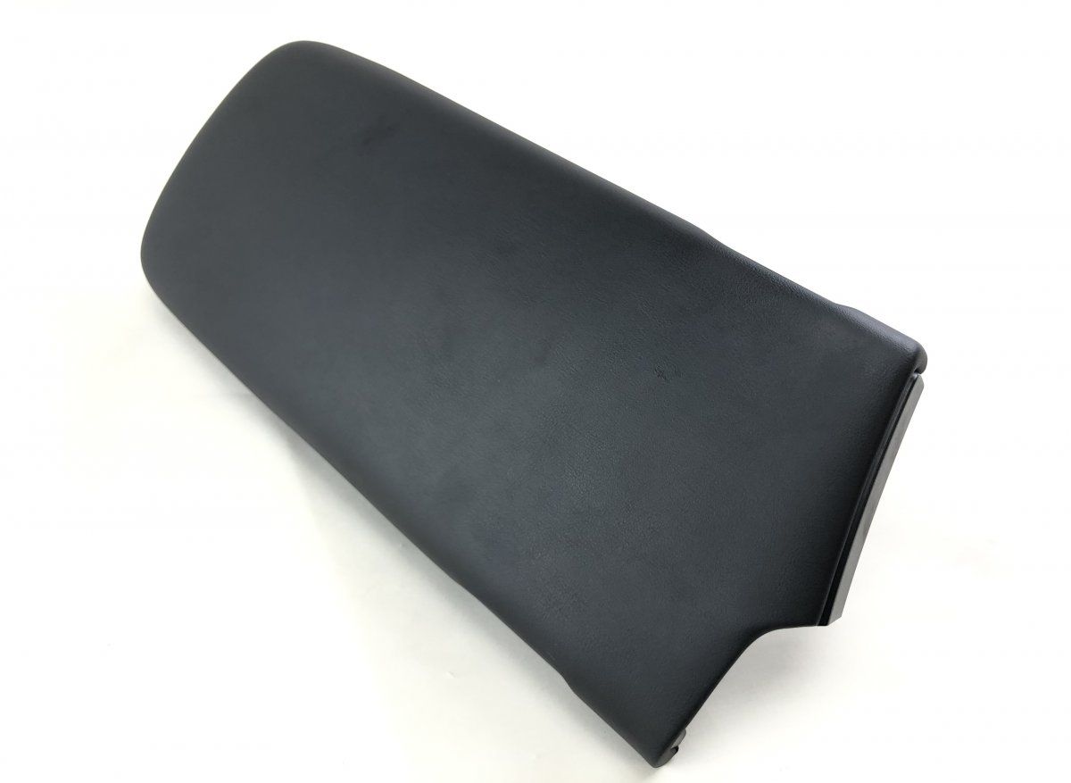 5890533570 Armrest cover front LEXUS ES VII (2018-)