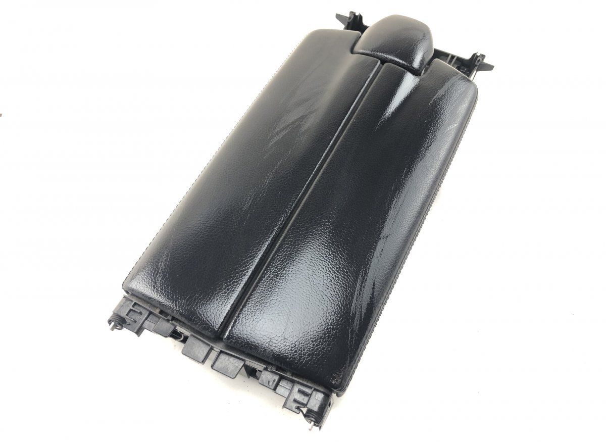 A2126805602 Armrest cover front MERCEDES-BENZ E-CLASS (W212) (2009-2016)