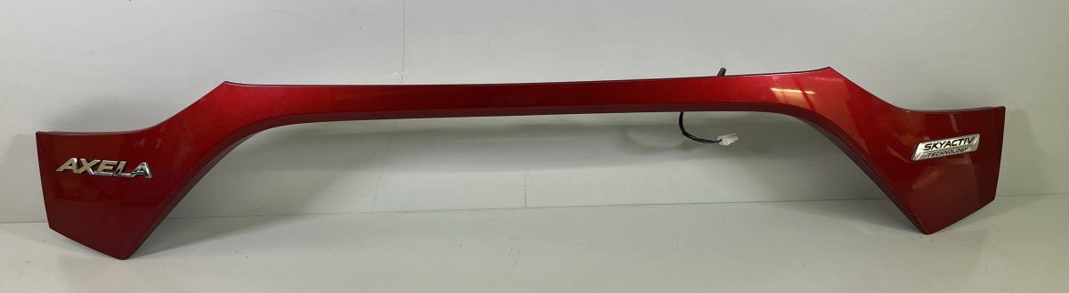 BHN950811 Bootlid / tailgate moulding MAZDA 3 III (BM) (2013-2018)