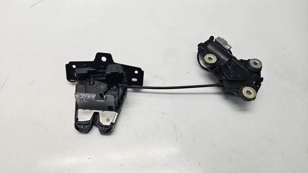 31484699 Bootlid / tailgate lock VOLVO XC90 II (2014-)