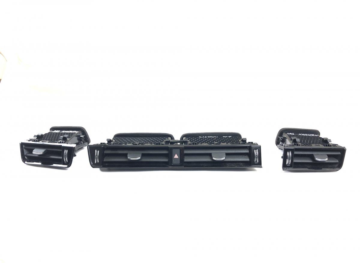 LR139197 Air Vent Center Front LAND ROVER EVOQUE II (L551) (2018-)