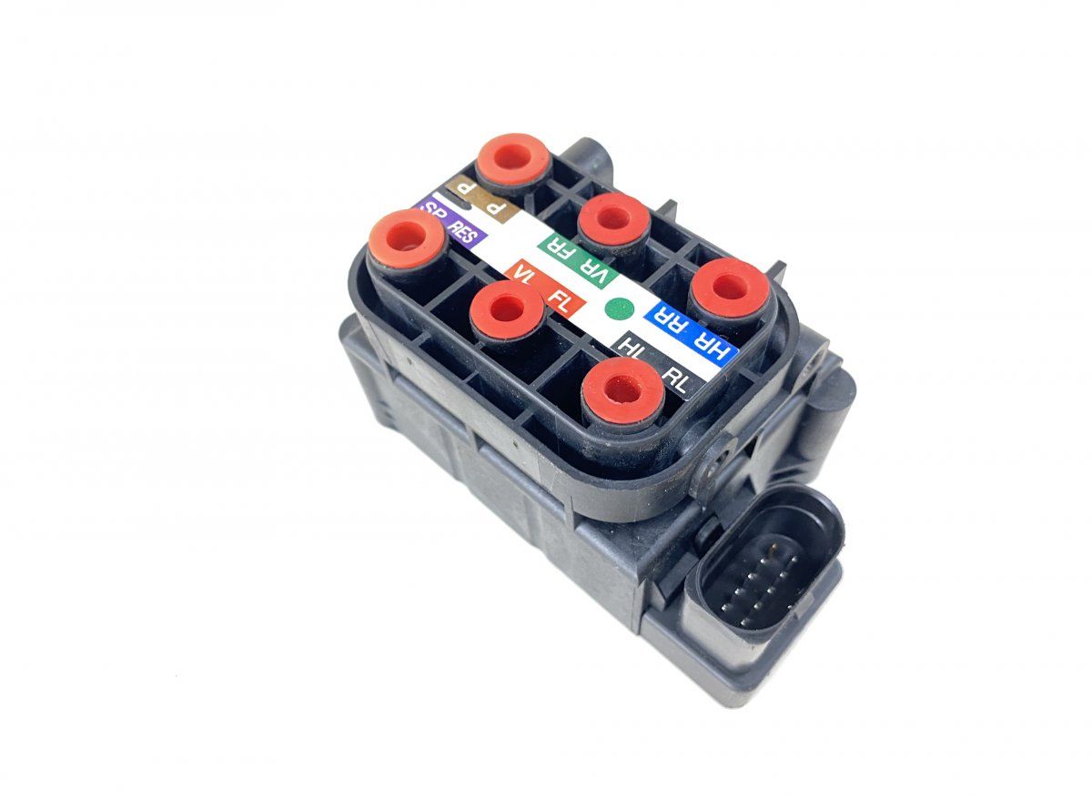 4H0616013B Air suspension valve block AUDI A6 / A6 ALLROAD (C7, 4G) (2010-2018)