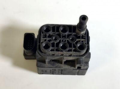 15152400332 68087233AA Luftfjädringsventilblock JEEP GRAND CHEROKEE IV (WK, WK2) (2010-2021)
