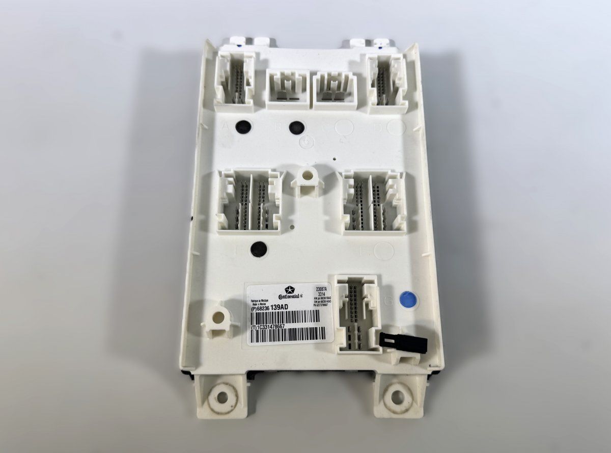 P68236139AD 68236139AD Body control module (BCM) JEEP GRAND CHEROKEE IV (WK, WK2) (2010-2021)