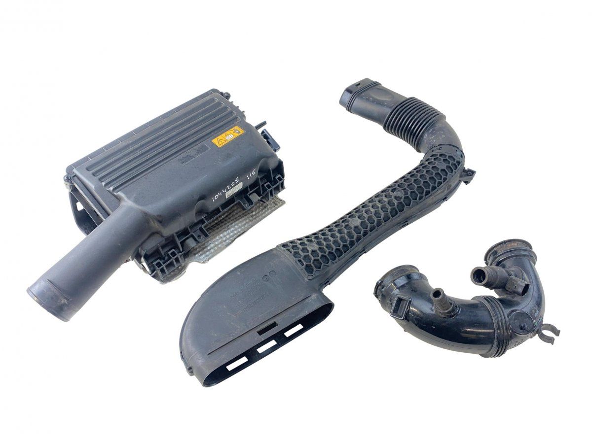 A2740901701 Air Cleaner (filter box) MERCEDES-BENZ C-CLASS (W205) (2013-2021)