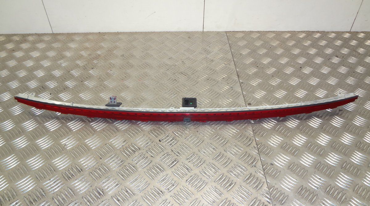 Additional Brake Light MERCEDES-BENZ E-CLASS (W212) (2009-2016)