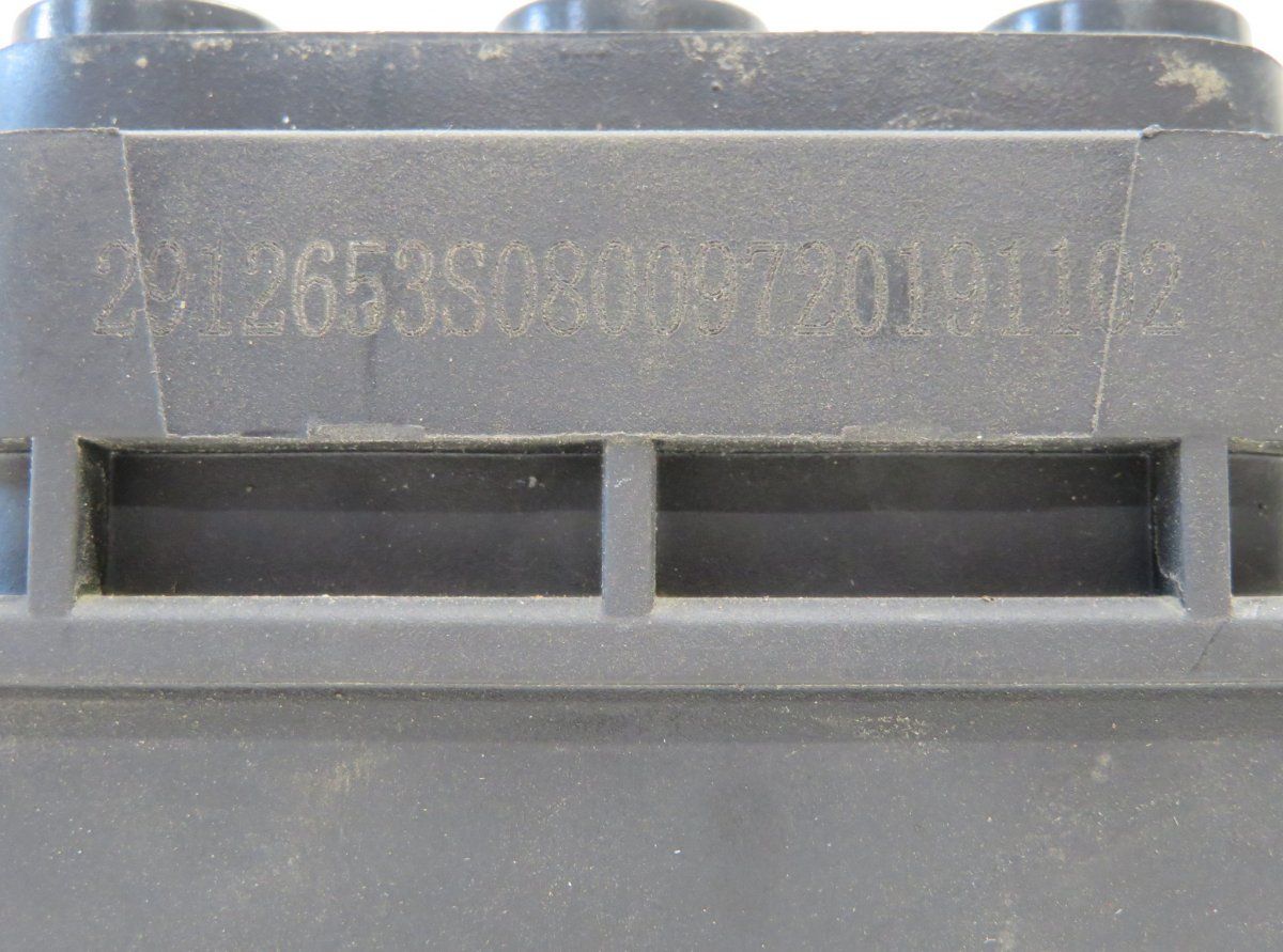 A2513200058 A2123200358 Air suspension valve block MERCEDES-BENZ GL-CLASS (X164) (2006-2012)