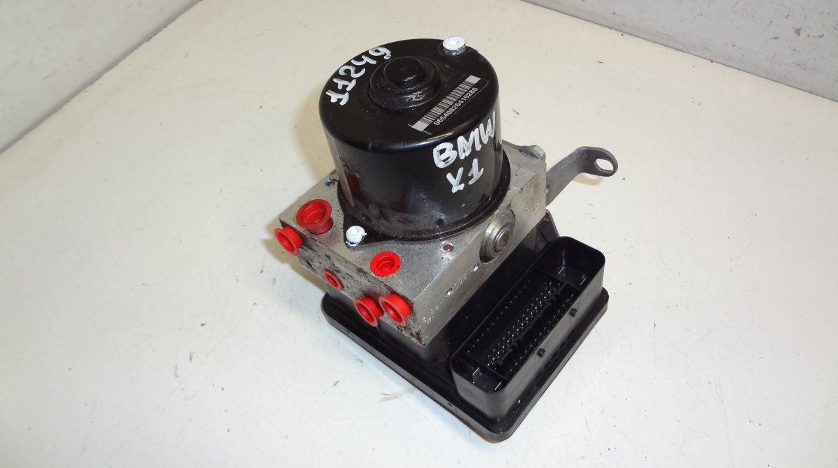 6784764-01 ABS hydraulic unit / pump BMW 1 (E81, E82, E87, E88) (2003-2013)