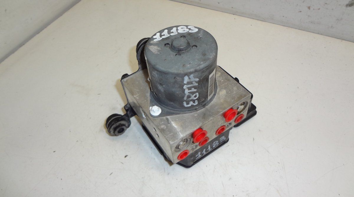 ABS hydraulic unit / pump VW SHARAN II (7N) (2010-2022)