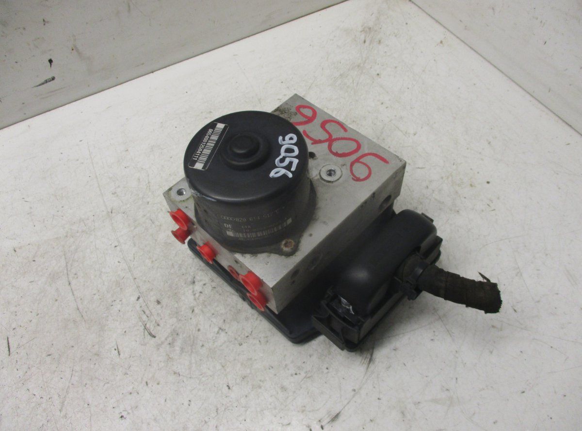 ABS hydraulic unit / pump AUDI A2 (8Z0) (2000-2005)