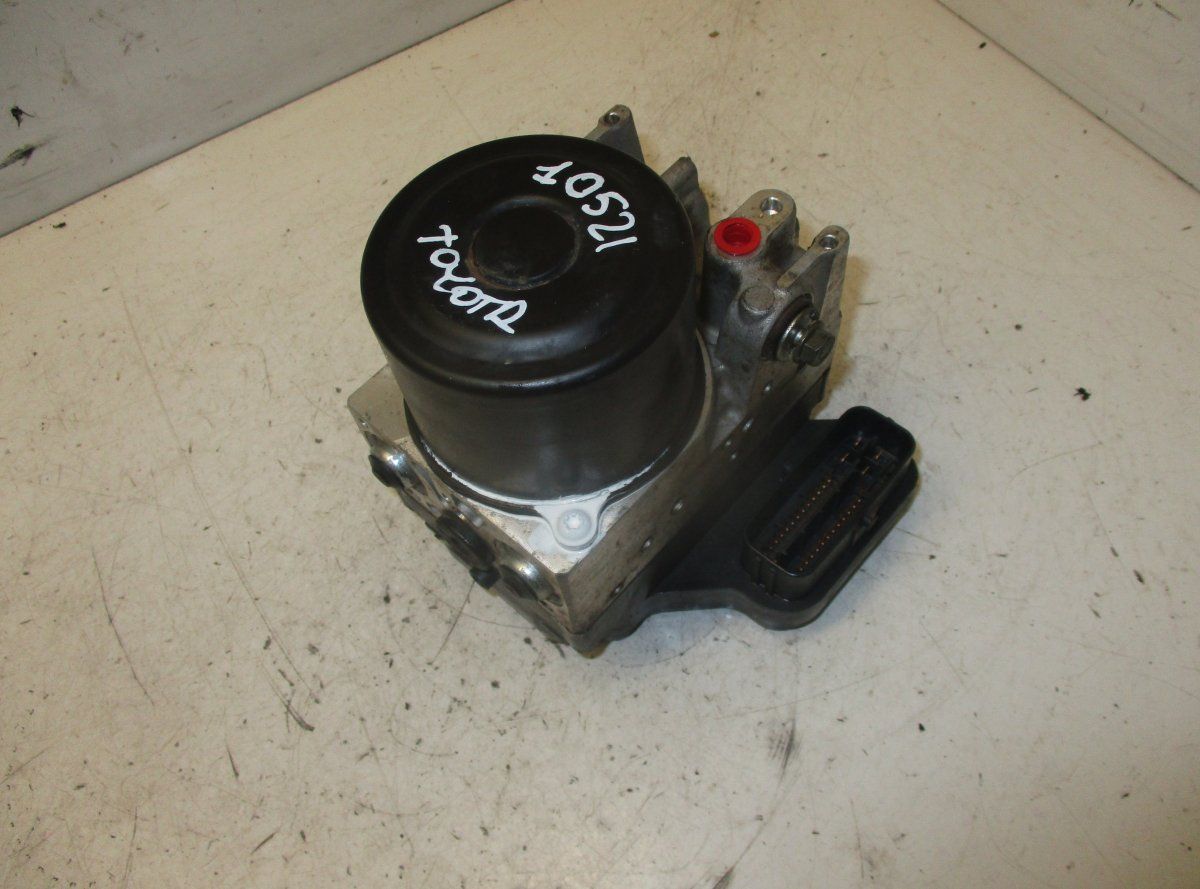 ABS hydraulic unit / pump TOYOTA RAV 4 III (XA30) (2005-2012)