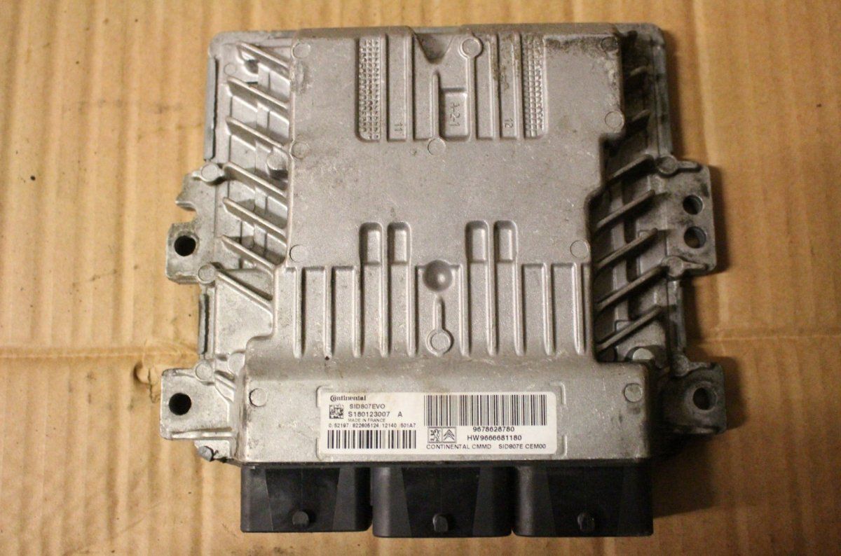 S180123007 Engine Control Unit / module (ECU) PEUGEOT 508 I (W23) (2010-2018)