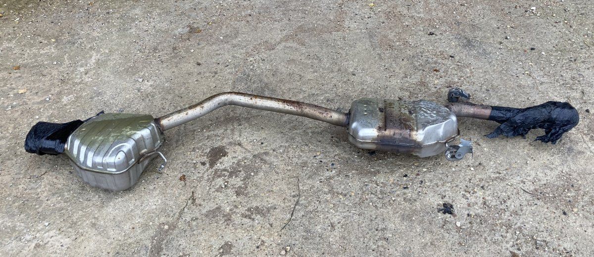 8K0253611 8K0119E 8K0253411 Exhaust rear silencer (muffler) AUDI A4 / A4 ALLROAD (B8) (2007-2015)