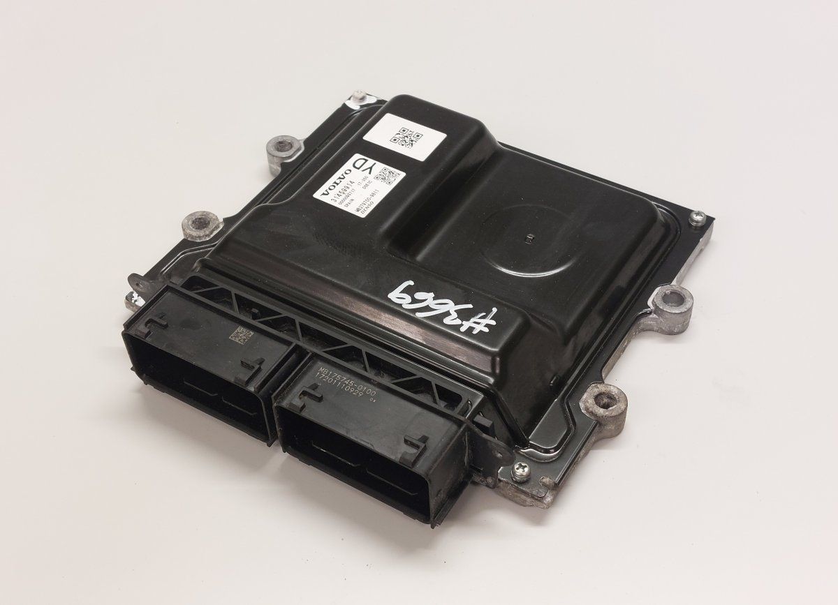 31459914 MB279700-9811 Engine Control Unit / module (ECU) VOLVO S90 / V90 (2016-)