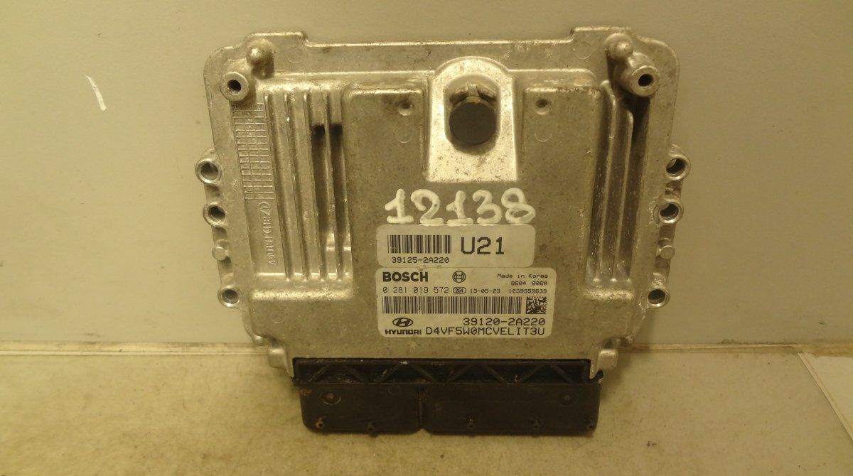 0281019572 Engine Control Unit / module (ECU) HYUNDAI i40 (VF) (2011-2019)