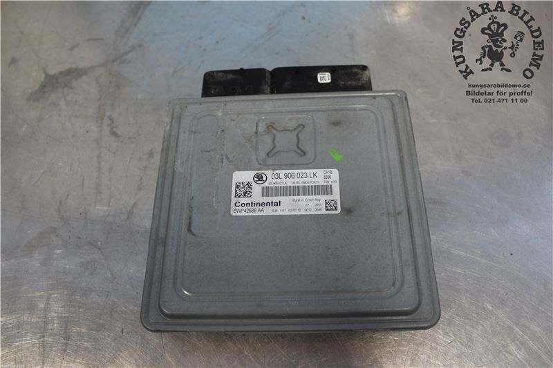 5WP42686AA Engine Control Unit / module (ECU) SKODA FABIA II (5J) (2006-2014)