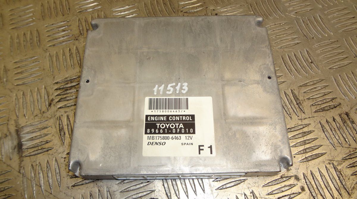 MB175800-6463 Engine Control Unit / module (ECU) TOYOTA COROLLA Verso II (AR10) (2004-2009)