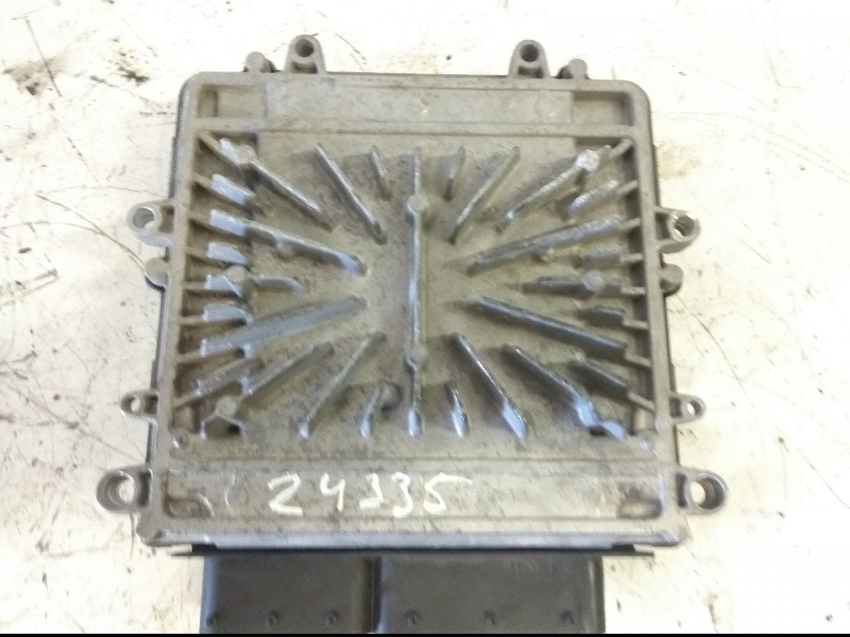 Engine Control Unit / module (ECU) VOLVO S80 II (AS) (2006-2016)