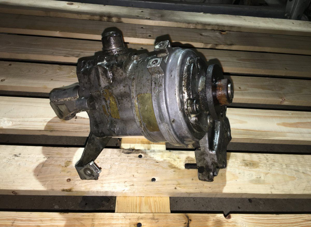 Power steering pump BMW 7 (E65, E66) (2001-2009)