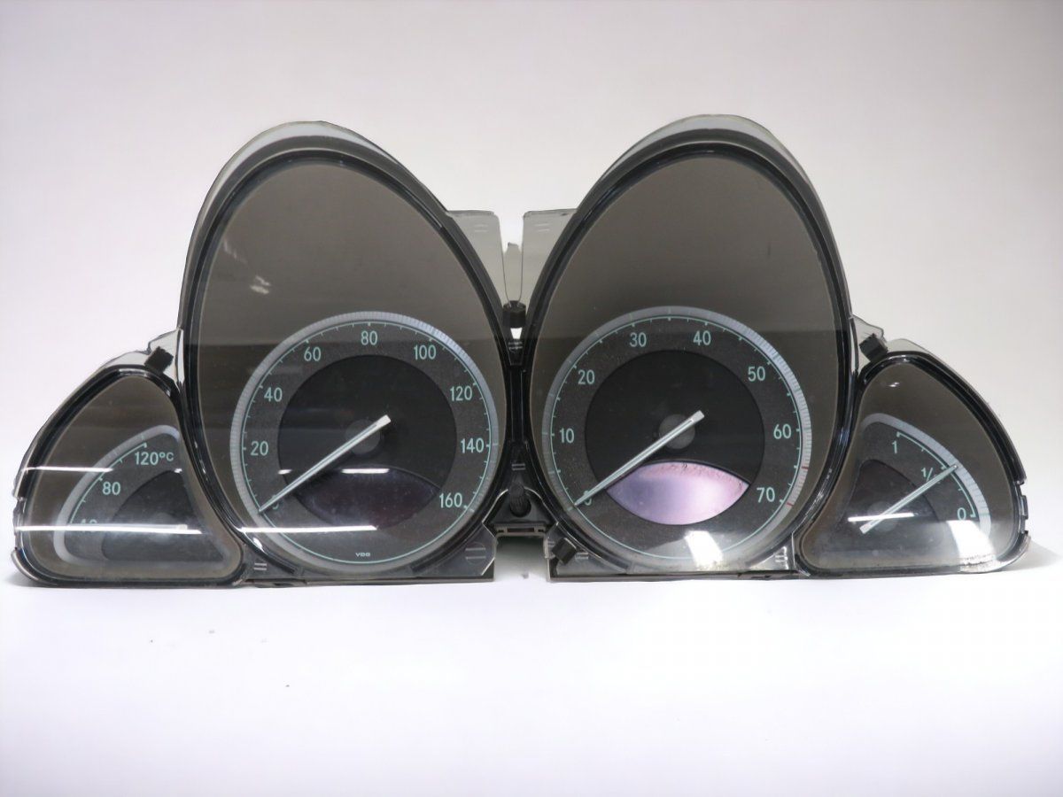 A2305400023 A2305408847 A2305403247 A2305408847 Instrument Cluster MERCEDES-BENZ SL-CLASS (R230) (2001-2012)