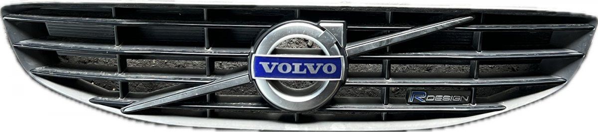 31349928 31349931 31386486 Radiator Grille VOLVO S60 II / V60 I (2010-2018)