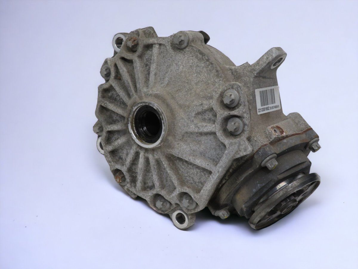 A2213301602 A2213307300 A2213308900 Front axle Differential MERCEDES-BENZ C-CLASS (W204) (2007-2013)