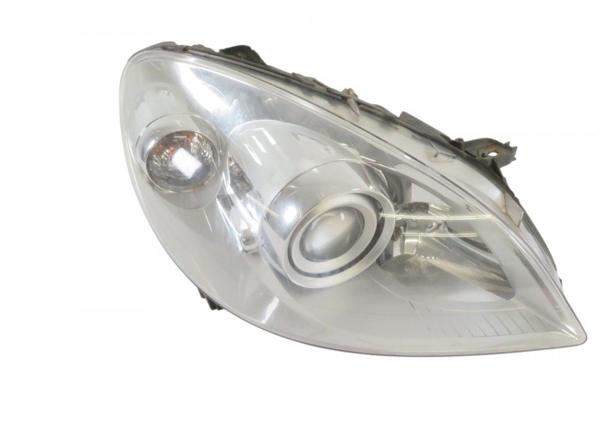 A1698205261 A1698202861 A1698204661 A1698205261 A1698206861 Headlight right MERCEDES-BENZ B-CLASS (W245) (2005-2011)