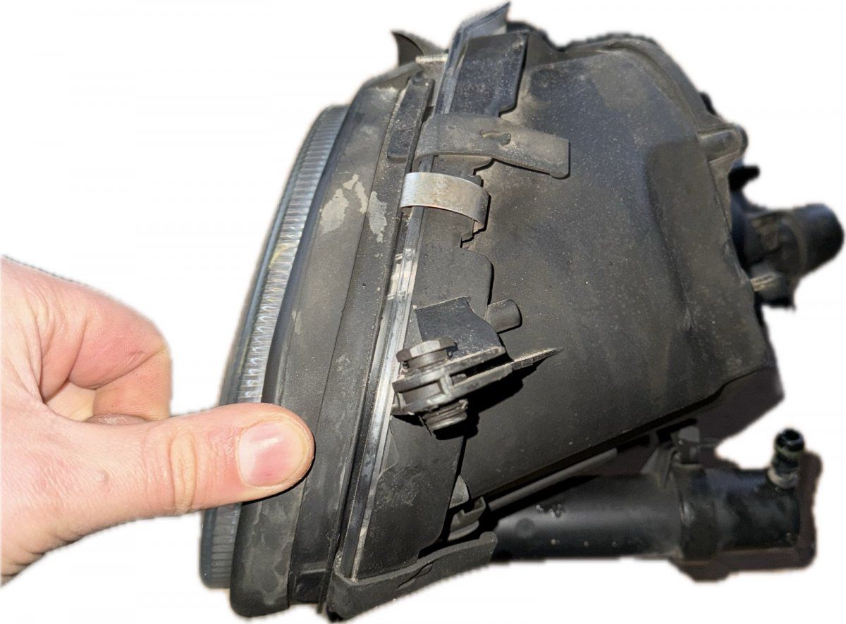 Headlight right MERCEDES-BENZ E-CLASS (W211) (2002-2009)