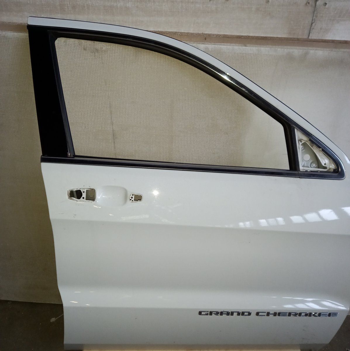 55113638AO 55113638AP 68274938AA 68274938AB 55369572AD Door Front Right JEEP GRAND CHEROKEE IV (WK, WK2) (2010-2021)