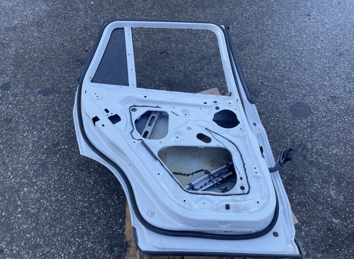 Door Rear  Left BMW X3 (F25) (2010-2017)