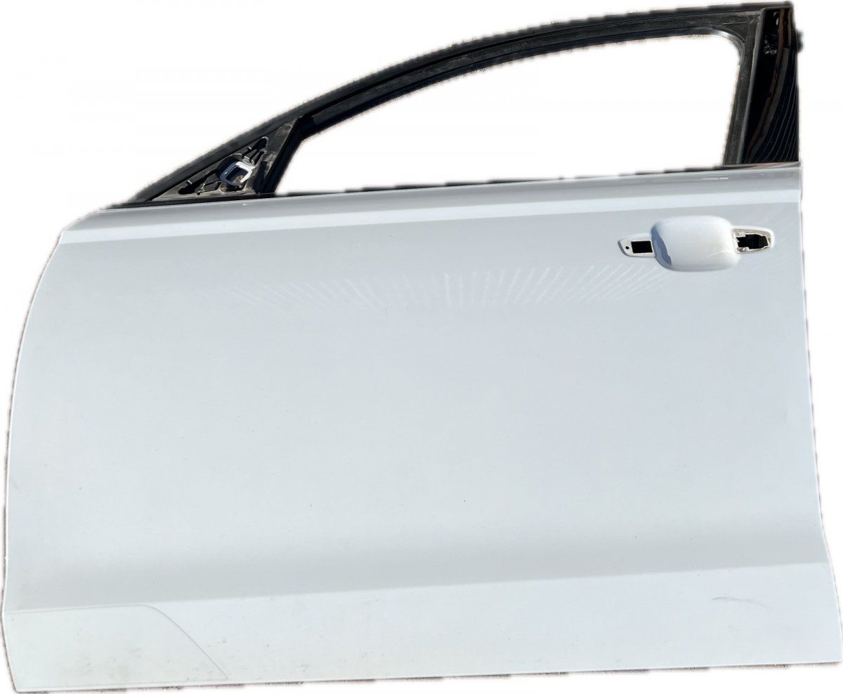Door Front Left AUDI A6 / A6 ALLROAD (C7, 4G) (2010-2018)